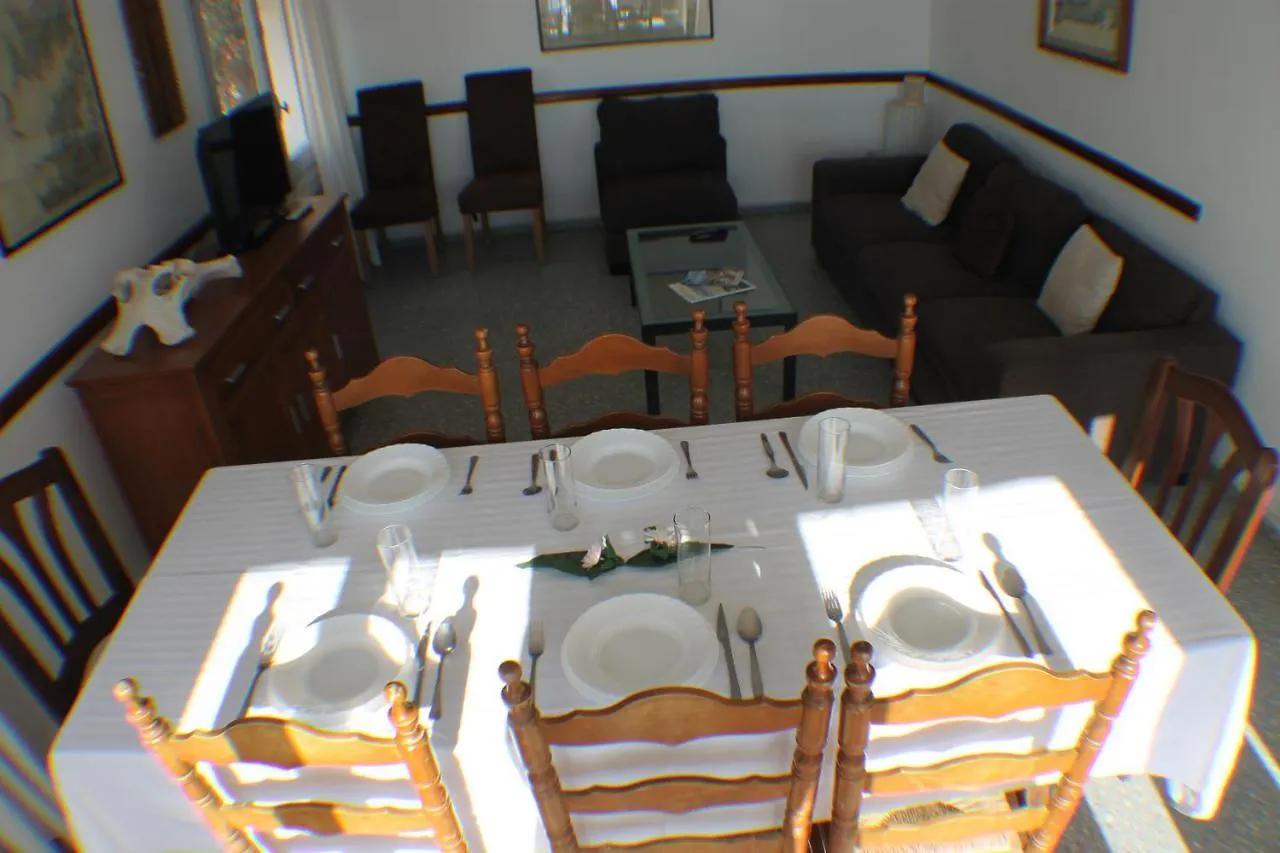 Vakantiehuis Agi Gaviota Villa Roses